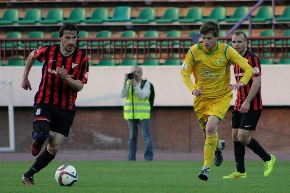 3 тур. "Нёман" (Гродно) — ФК "Белшина" — 1:3 (0:1)