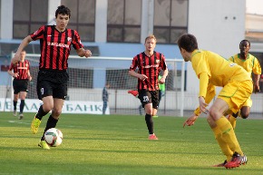 3 тур. "Нёман" (Гродно) — ФК "Белшина" — 1:3 (0:1)